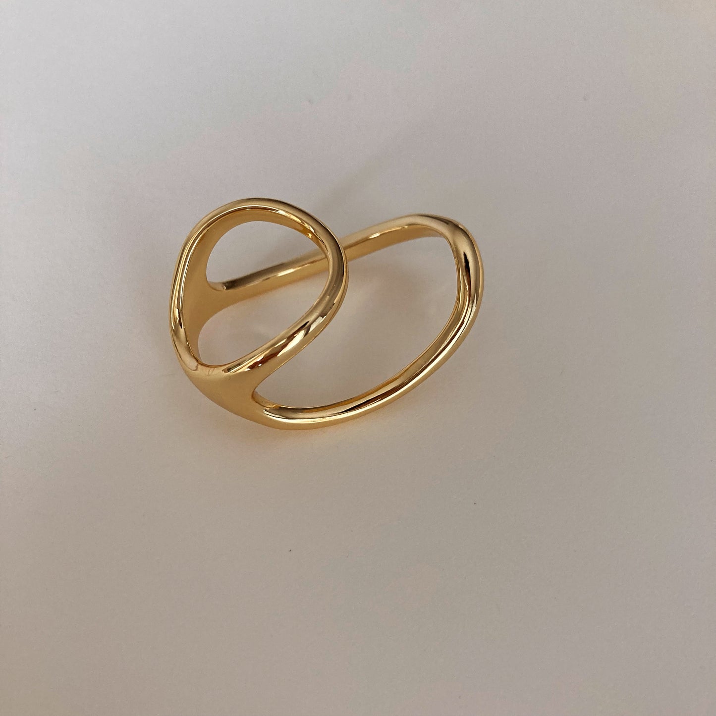 Modern Gold Twist two-finger Ring